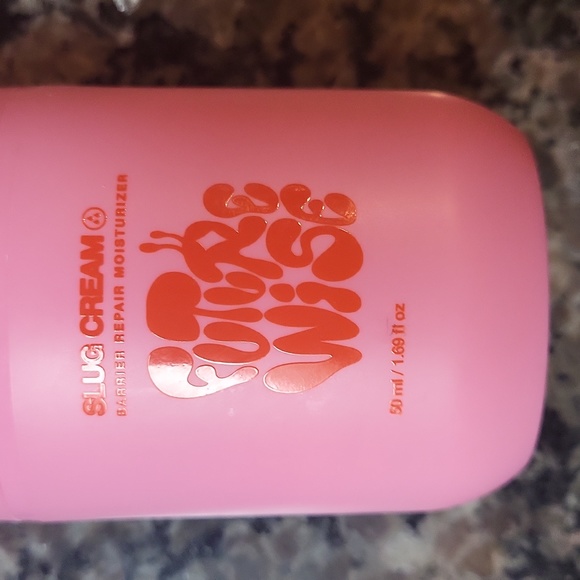 Futurewise Slug Cream Barrier Repair Moisturizer - 1.69 fl oz new - Picture 2 of 4